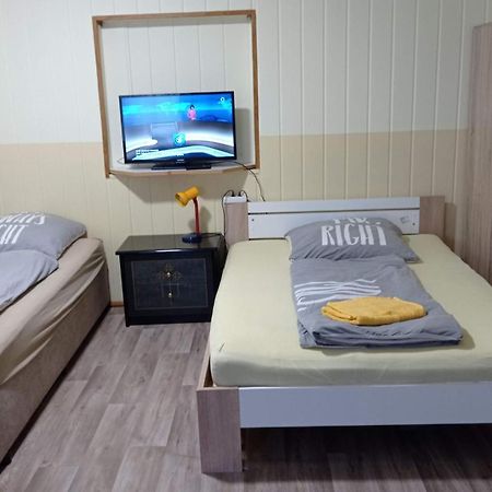 Gaestezimmer Sommer Locktow Екстер'єр фото